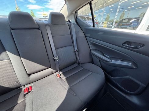 Used 2025 Nissan Altima 2.5 SV FWD image 32