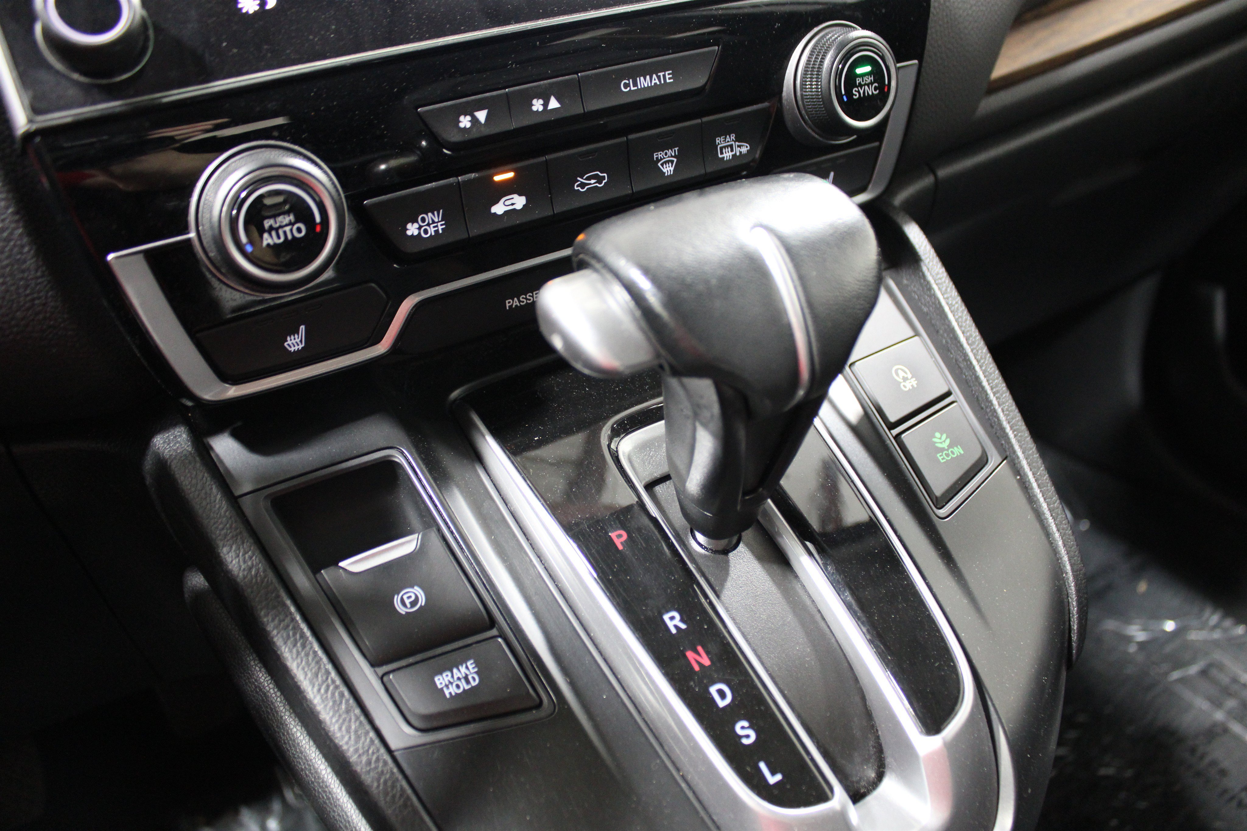 Used 2021 Honda CR-V Touring image 16
