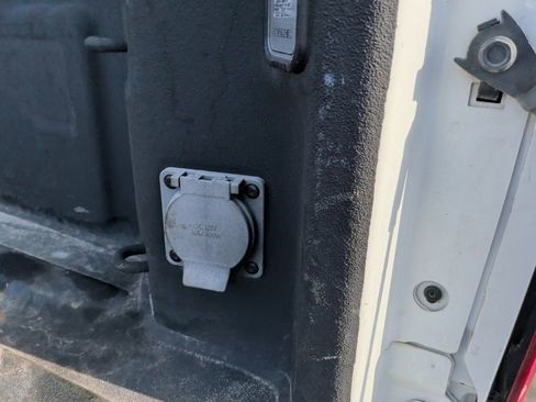 Used 2024 Chevrolet Silverado 2500 LT image 38