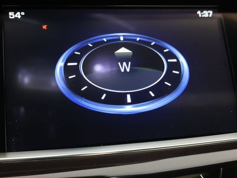 Used 2018 Cadillac XT5 Base image 8