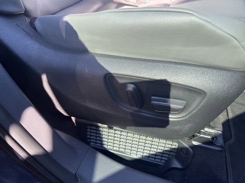 Used 2022 Toyota Sienna XLE image 34