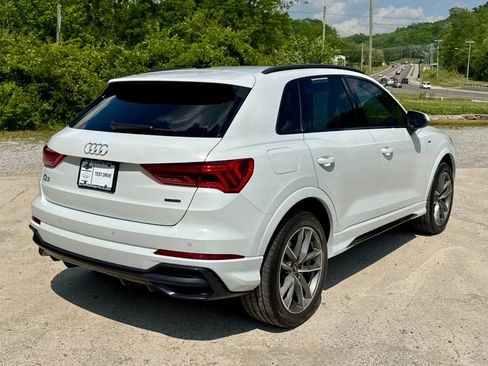 Used 2021 Audi Q3 2.0T Premium Plus image 3