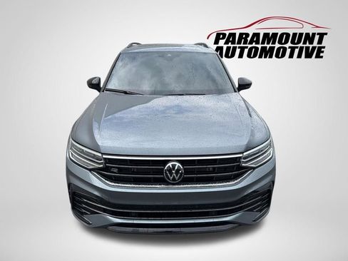 Certified 2024 Volkswagen Tiguan SE R-Line FWD image 2