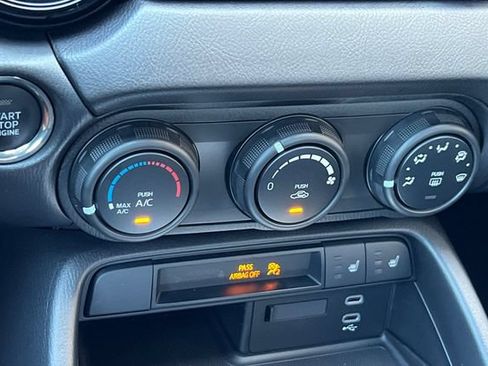 New 2026 MAZDA MX-5 Miata Club w/ Interior Package RWD image 21