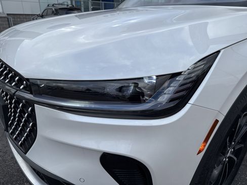 Used 2024 Lincoln Nautilus Premier w/ Equipment Group 102A image 20