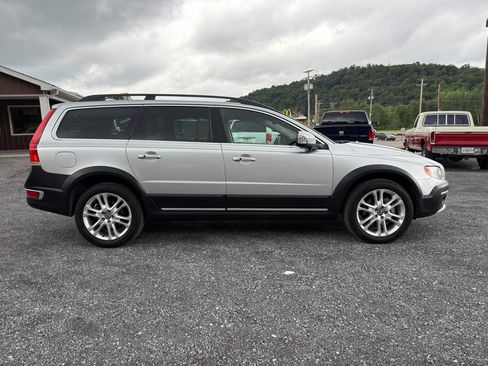 Used 2016 Volvo XC70 T5 Platinum w/ Climate Package AWD/4WD image 8