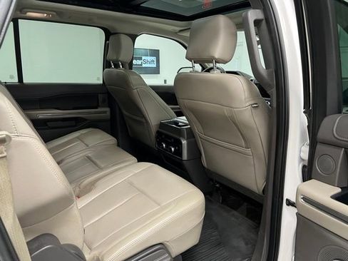 Used 2018 Ford Expedition Max XLT w/ Equipment Group 202A AWD/4WD image 52