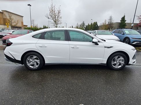 New 2025 Hyundai Sonata SE image 8