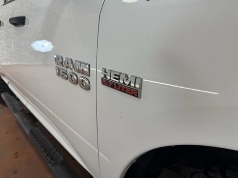 Used 2014 RAM 1500 Tradesman image 9