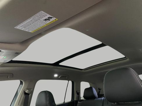 New 2026 Volkswagen Atlas SE AWD/4WD image 31