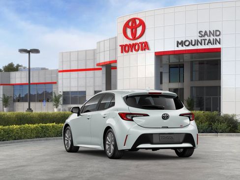 New 2025 Toyota Corolla SE image 19