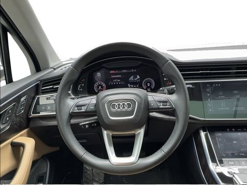 Used 2023 Audi Q7 2.0T Premium Plus w/ Premium Plus Package AWD/4WD image 40