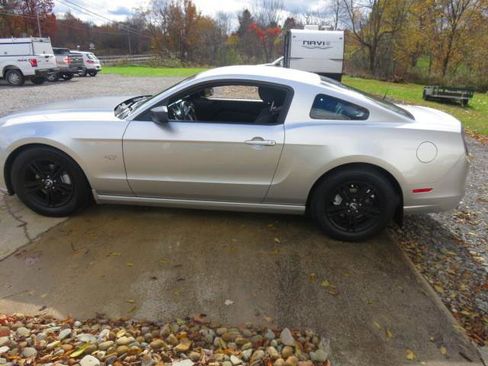 Used 2014 Ford Mustang Coupe image 4