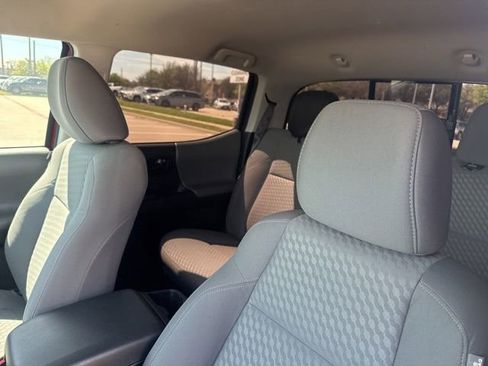 Used 2023 Toyota Tacoma SR image 9