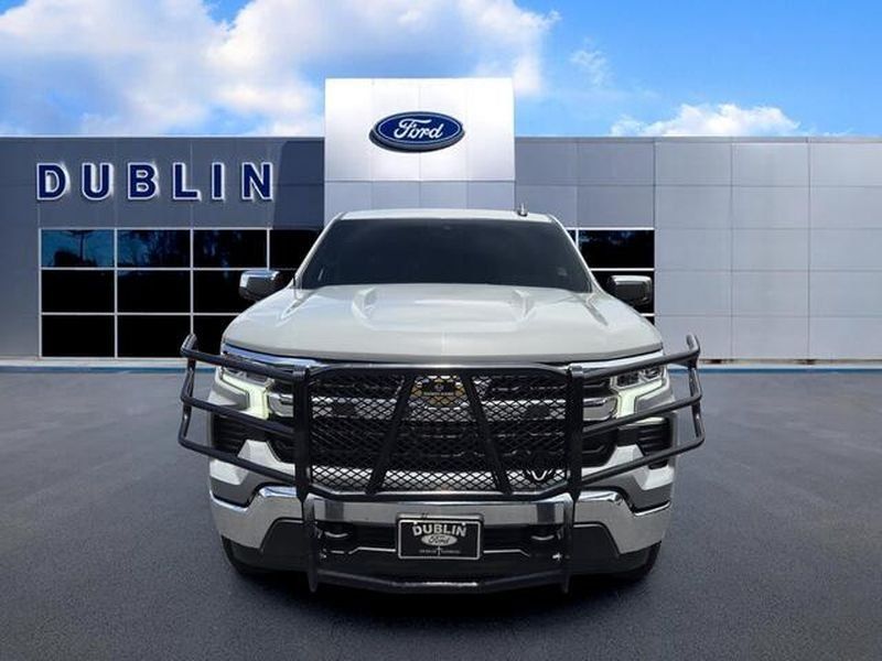 Used 2024 Chevrolet Silverado 1500 LT AWD/4WD image 2
