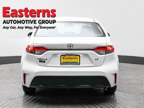 Used 2024 Toyota Corolla LE FWD image 6