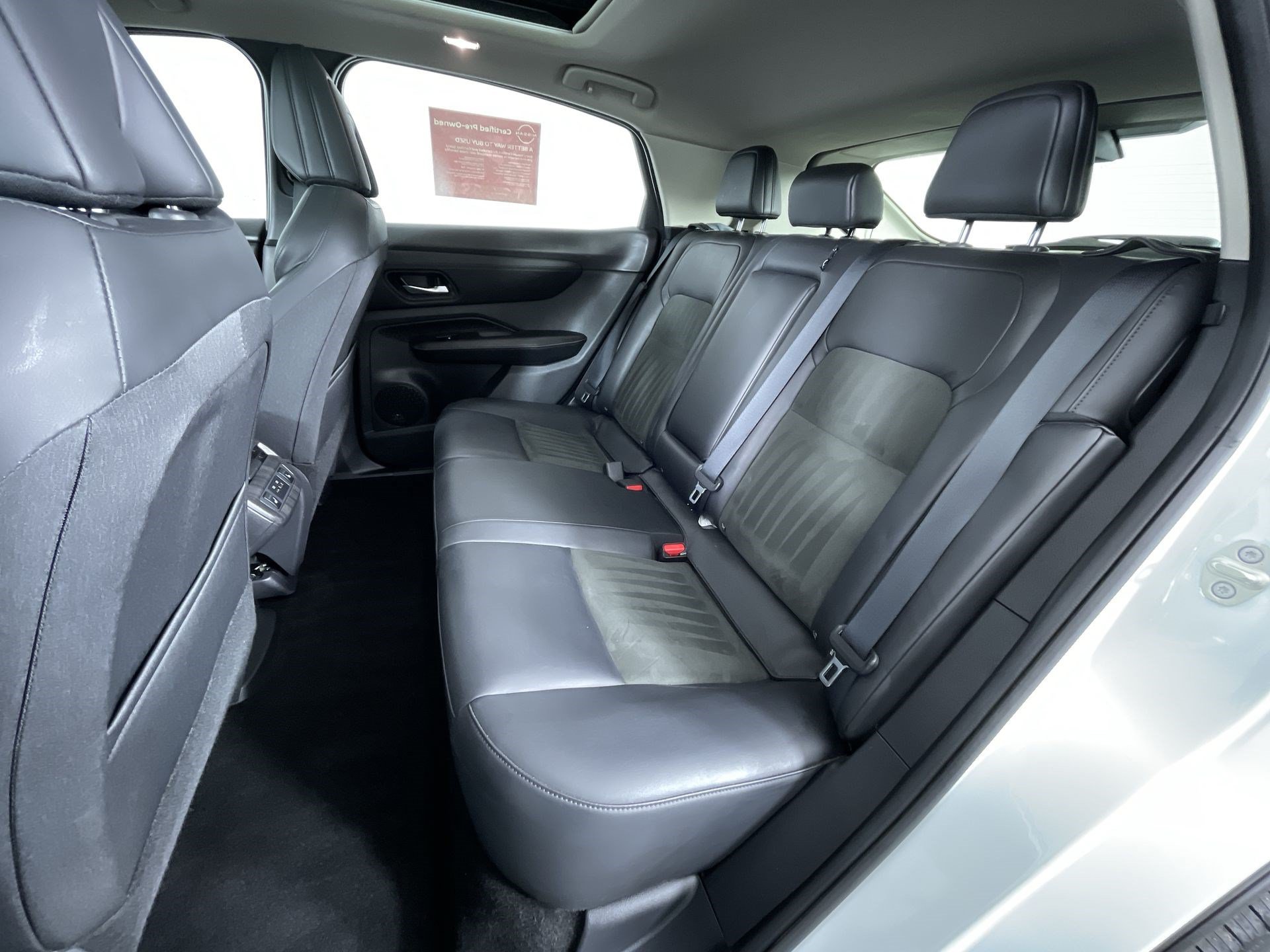 Certified 2024 Nissan Ariya AWD image 23