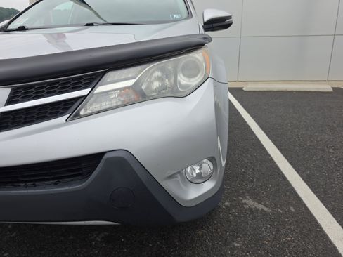 Used 2013 Toyota RAV4 Limited AWD/4WD image 10