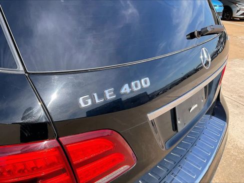 Used 2016 Mercedes-Benz GLE 400 4MATIC image 11