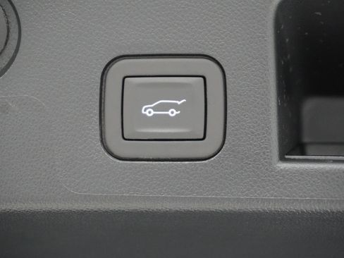 New 2026 Chevrolet Equinox LT w/ Convenience Package II image 7