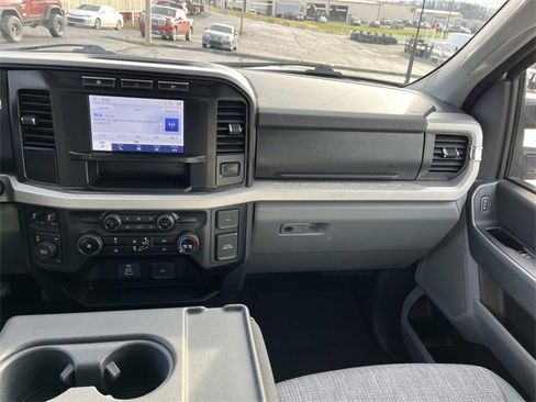 Used 2024 Ford F350 XLT image 16