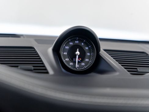 Certified 2022 Porsche 911 Carrera 4 AWD/4WD image 31