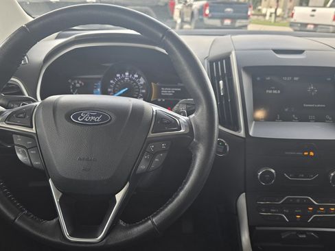 Used 2019 Ford Edge SEL w/ Equipment Group 201A AWD/4WD image 22
