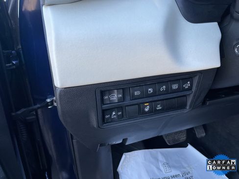 Used 2023 Toyota Sequoia Capstone image 12