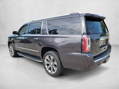 Used 2018 GMC Yukon XL Denali w/ Open Road Package RWD image 7
