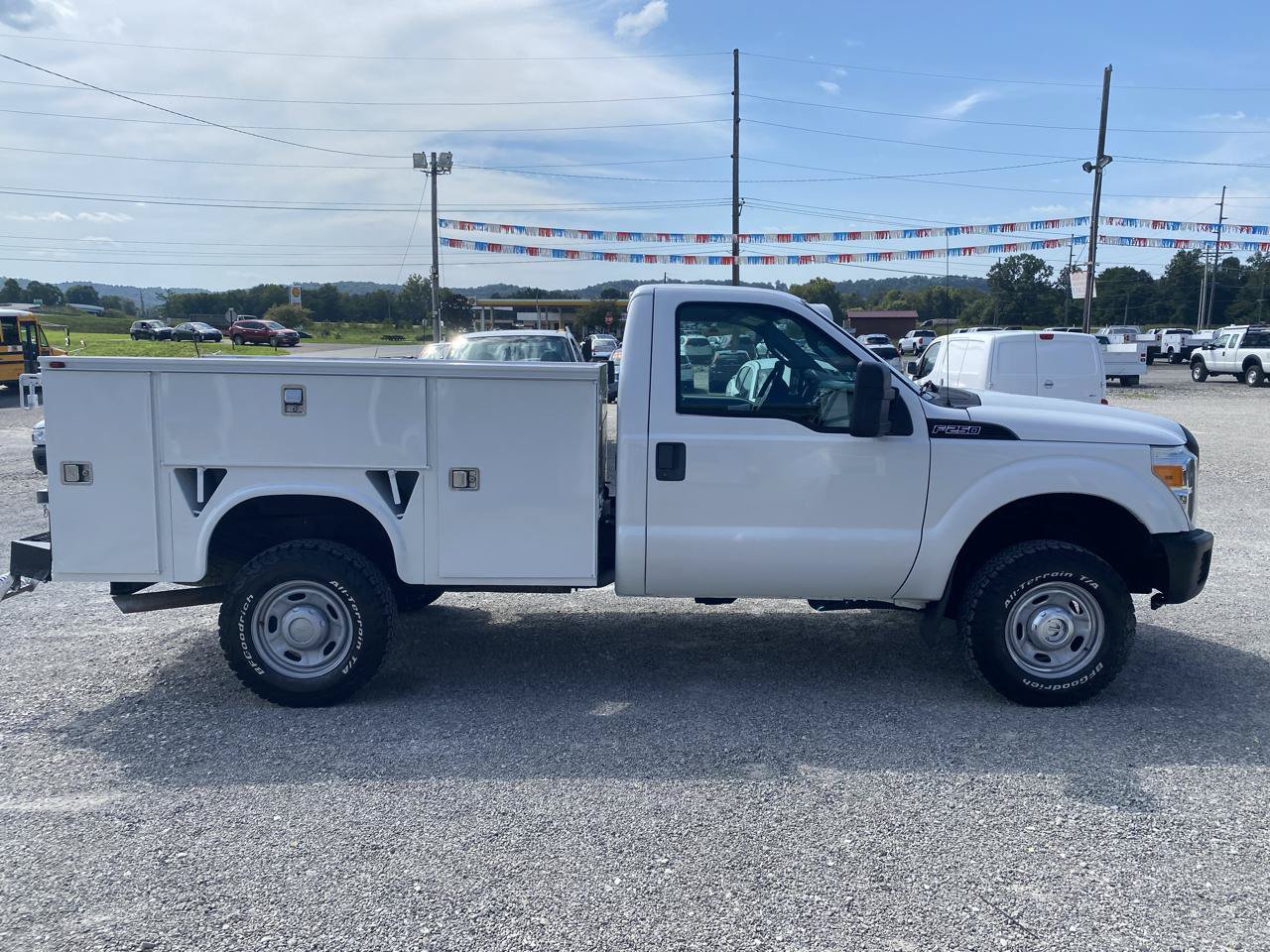 Used 2012 Ford F250 XL AWD/4WD image 2