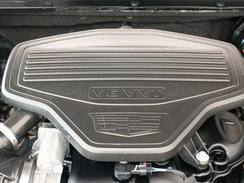 Used 2025 Cadillac XT5 Sportv w/ Technology Package AWD/4WD image 4