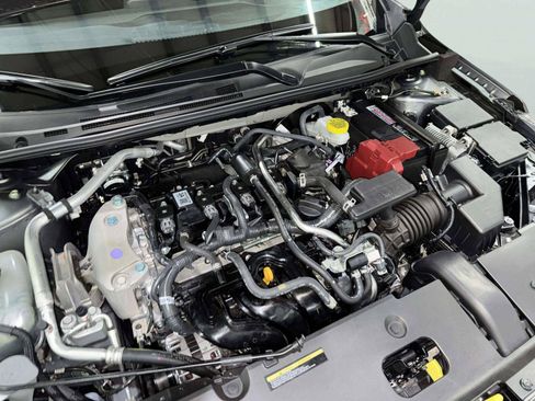 Used 2025 Nissan Sentra SV w/ All-Weather Package FWD image 29