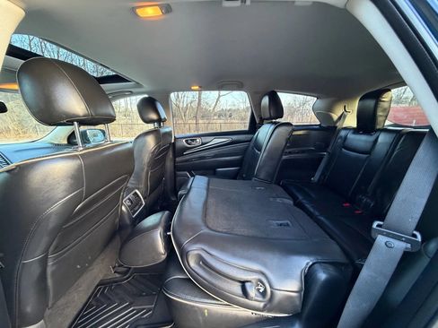 Used 2019 INFINITI QX60 Luxe w/ Essential Package image 13