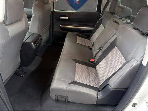 Used 2015 Toyota Tundra SR5 w/ SR5 Upgrade Package RWD image 26