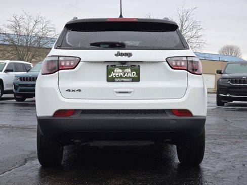 Used 2024 Jeep Compass Latitude w/ Convenience Group image 26