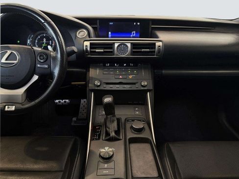 Used 2016 Lexus IS 200t w/ F Sport Package RWD image 22