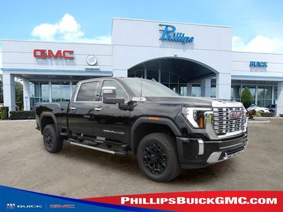 New 2026 GMC Sierra 3500 Denali w/ Denali Reserve Package