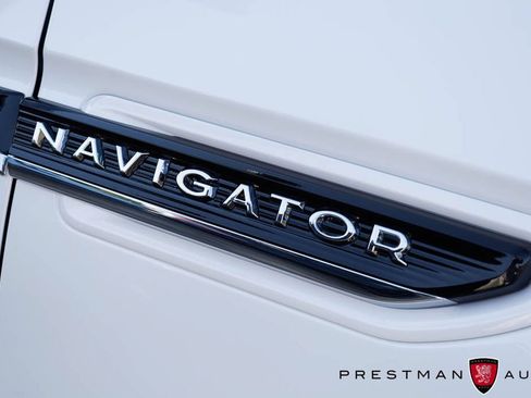 Used 2024 Lincoln Navigator Black Label AWD/4WD image 14