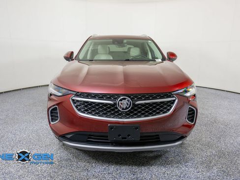 Used 2022 Buick Envision Avenir w/ Technology Package II FWD image 2