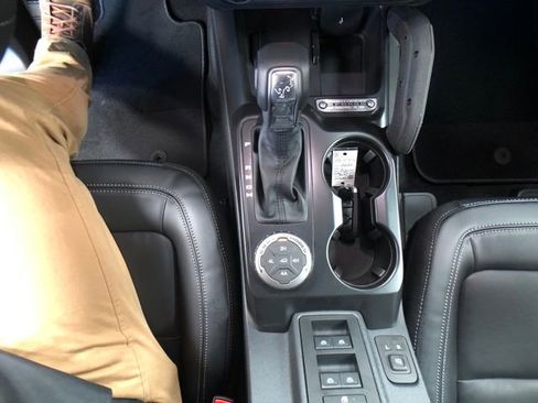 New 2026 Ford Bronco Outer Banks w/ Sasquatch Package image 20