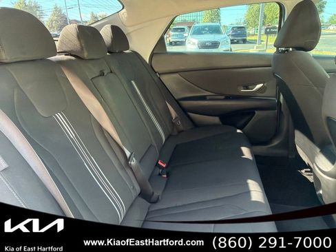 Used 2024 Hyundai Elantra SEL w/ Convenience Package FWD image 14