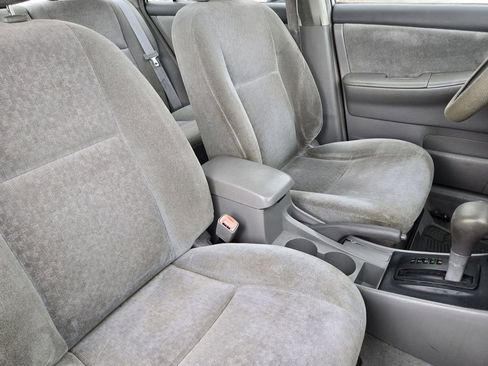 Used 2004 Toyota Corolla CE FWD image 7