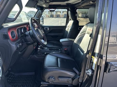 Used 2020 Jeep Wrangler Unlimited Rubicon image 2