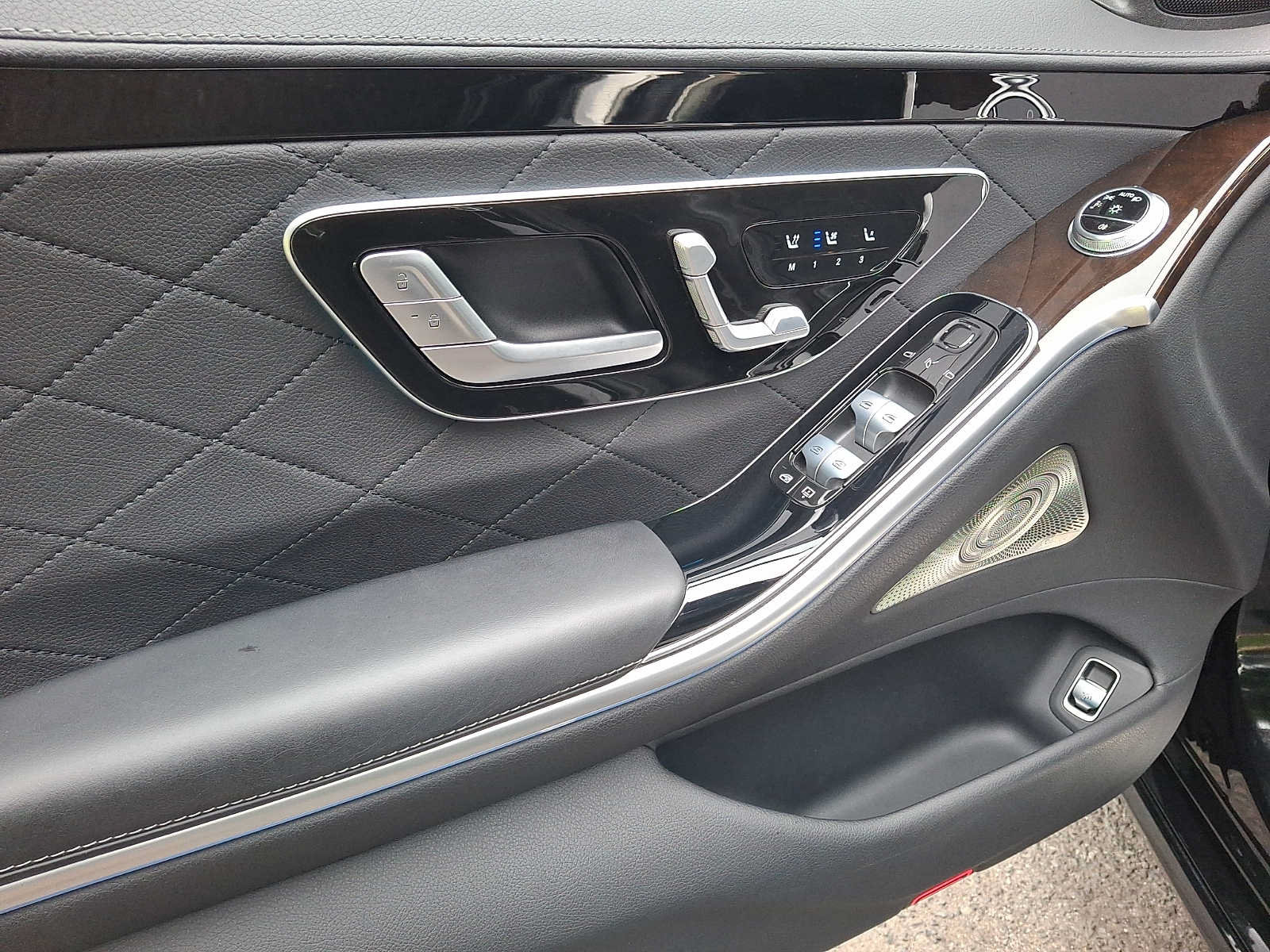 Certified 2023 Mercedes-Benz S 580 4MATIC Sedan image 9