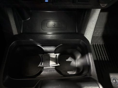 Used 2021 Toyota Tacoma TRD Sport image 25