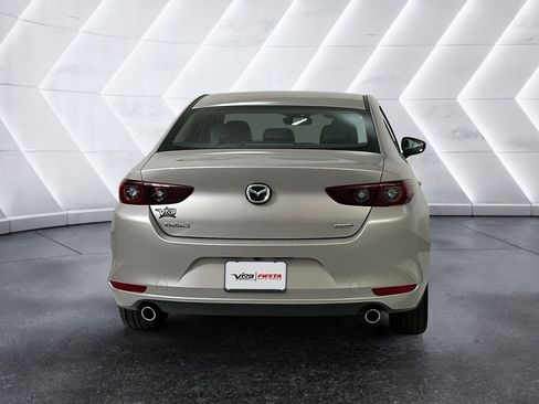 Used 2024 MAZDA MAZDA3 s FWD image 5
