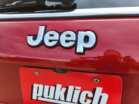 Used 2019 Jeep Compass Limited image 31