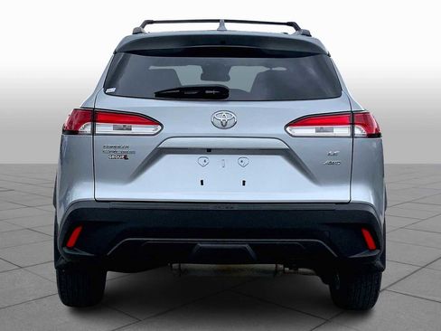Used 2023 Toyota Corolla Cross LE w/ Moonroof Package AWD/4WD image 4