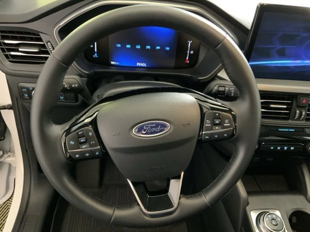 Used 2025 Ford Escape SE FWD image 18