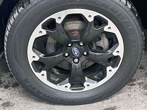 Used 2021 Subaru Crosstrek 2.0i Premium w/ Moonroof Package image 8